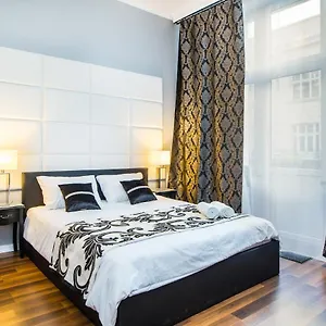 tribeca-city-center-apartments.krakowhotelspoland.com/
